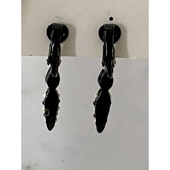 retro vintage clip on beaded drop earrings black white - Picture 3 of 7